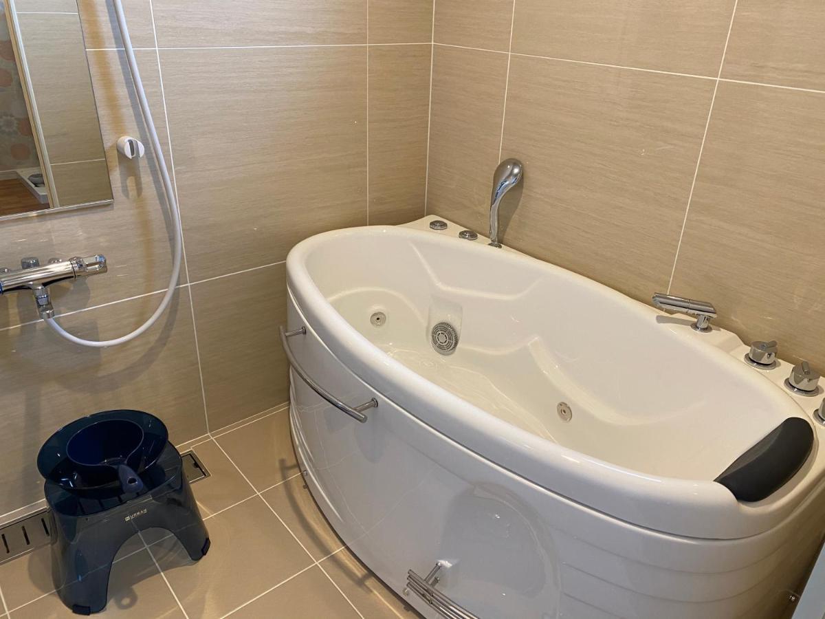 Ocean Front Sumuide Apartman Nago Kültér fotó