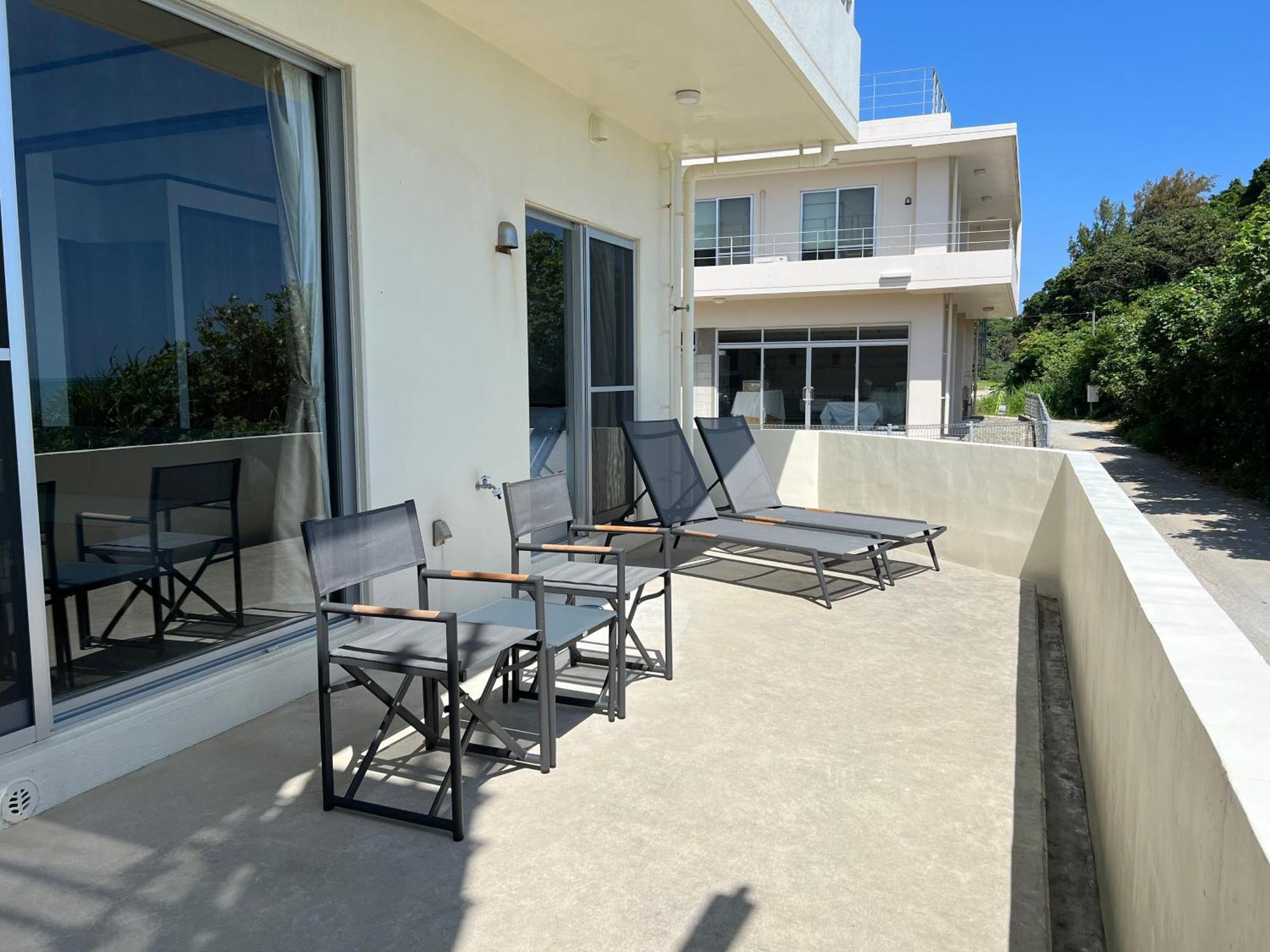 Ocean Front Sumuide Apartman Nago Kültér fotó